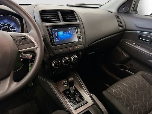 Used 2025 Mitsubishi Outlander Sport AWD image 25