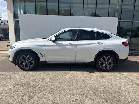 Used 2023 BMW X4 xDrive30i w/ Premium Package AWD/4WD image 2