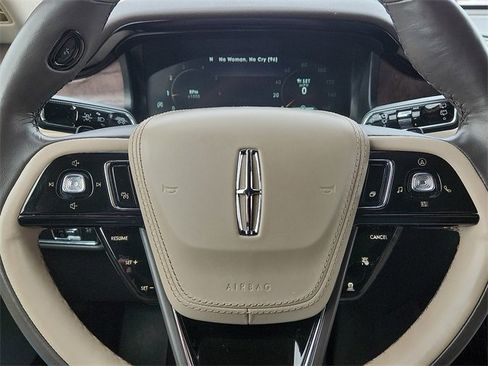 Used 2023 Lincoln Aviator Reserve w/ Equipment Group 201A image 24