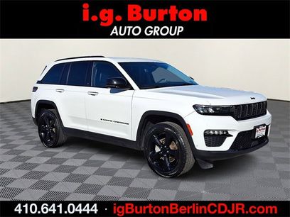Used 2023 Jeep Grand Cherokee Limited w/ Luxury Tech Group II