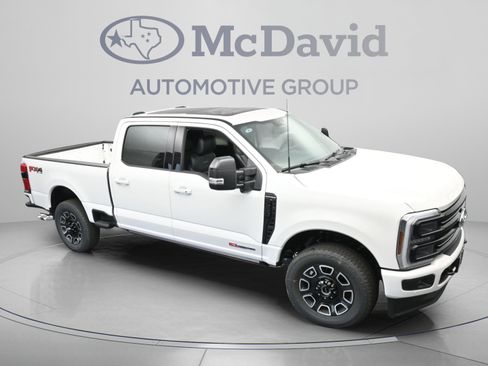 Used 2026 Ford F250 Platinum AWD/4WD image 18