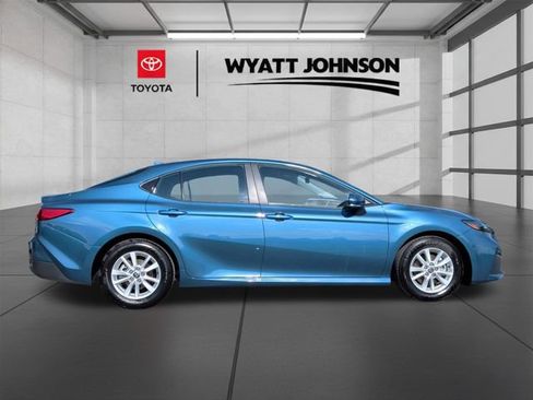 Used 2026 Toyota Camry LE FWD image 6