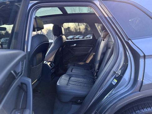 Used 2019 Audi Q5 2.0T Premium Plus w/ Premium Plus Package image 22