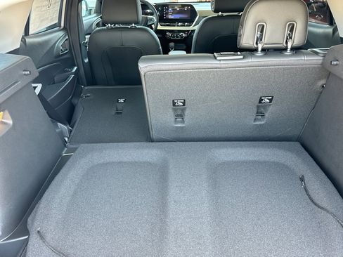 New 2025 Chevrolet Trax LT w/ Driver Confidence Package image 15