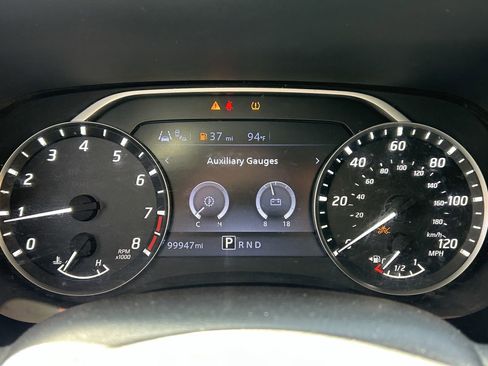 Used 2022 Nissan Frontier SV w/ Graphics Package image 11