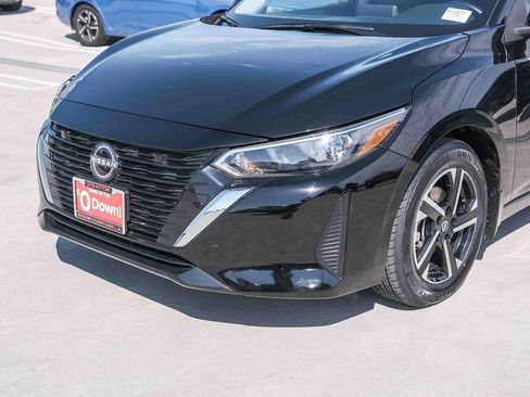 Used 2025 Nissan Sentra SV FWD image 11
