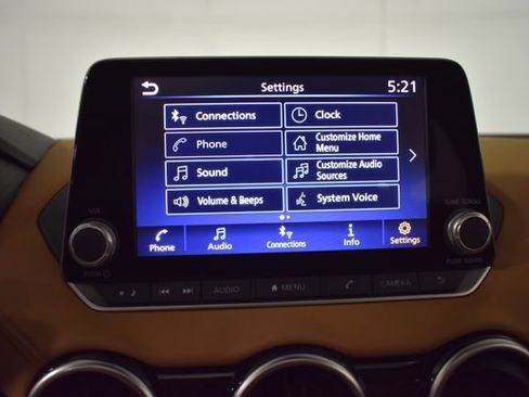 Used 2023 Nissan Sentra SV w/ SV Premium Package FWD image 21