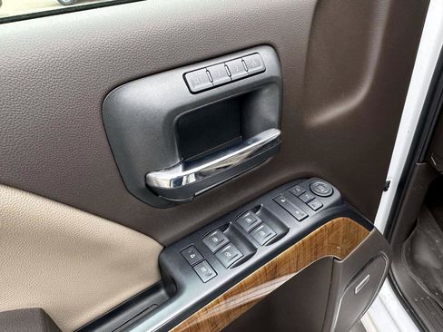 Used 2018 GMC Sierra 1500 SLT w/ SLT Premium Package image 18