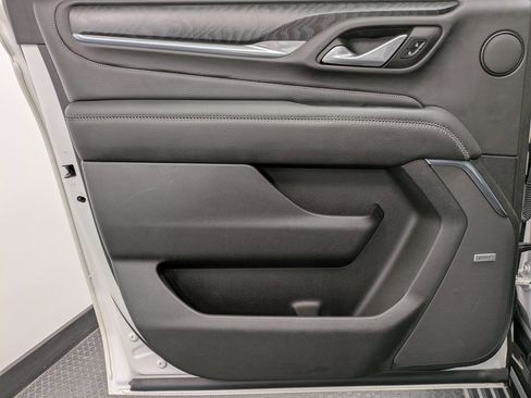 Used 2022 GMC Yukon XL Denali image 21