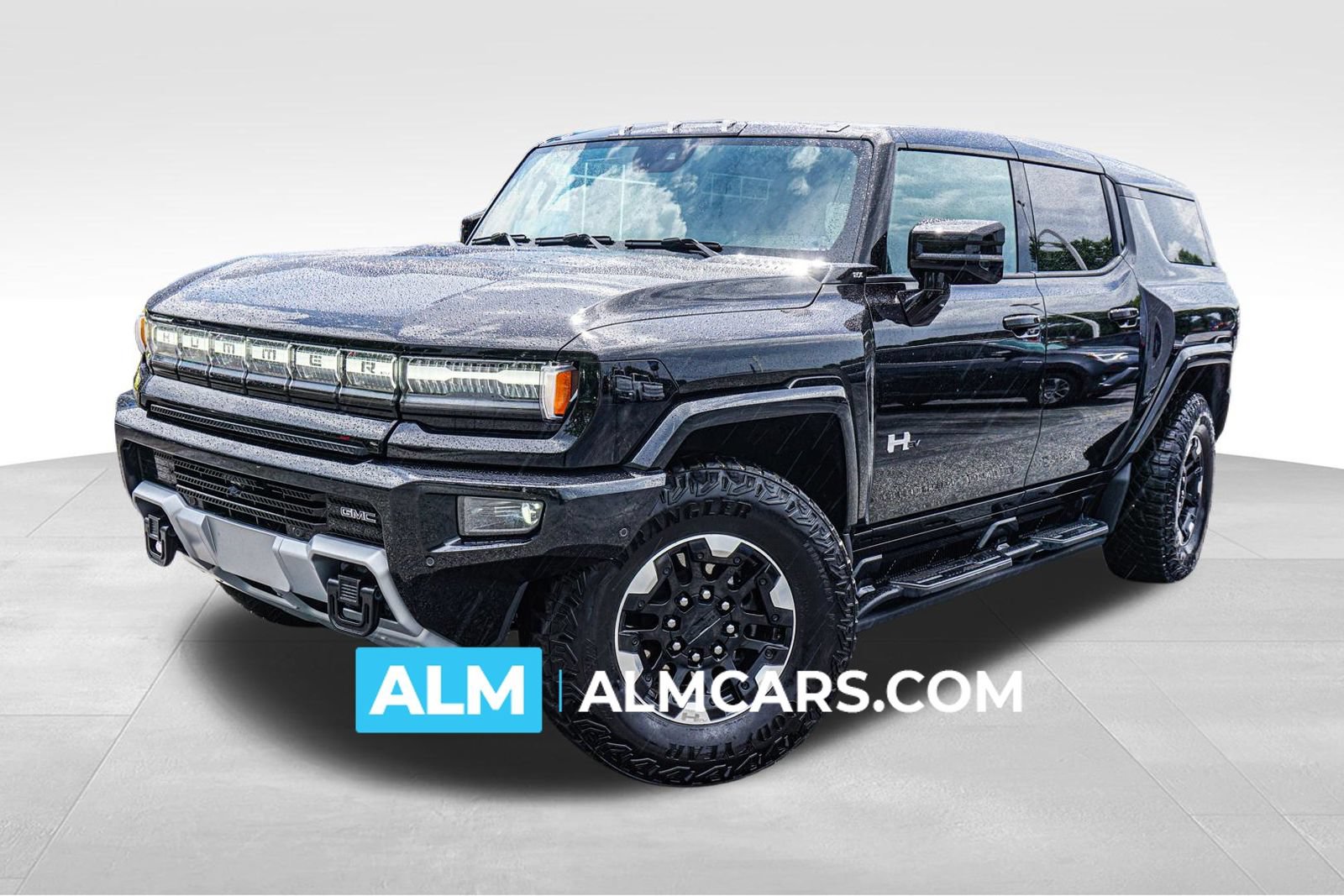 Used 2024 GMC Hummer EV 2X w/ Extreme Off-Road Package AWD/4WD image 1
