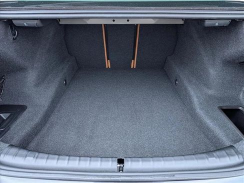 Used 2023 BMW 540i w/ Premium Package image 6