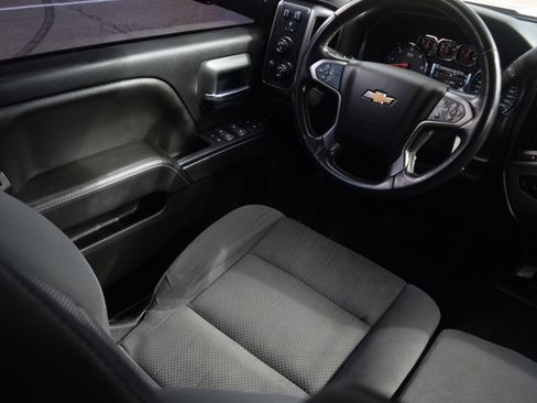 Used 2018 Chevrolet Silverado 1500 LT w/ All Star Edition image 2