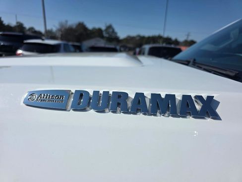 Used 2019 GMC Sierra 2500 SLT w/ Duramax Plus Package image 5