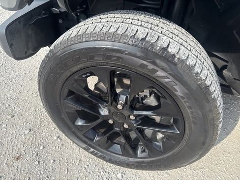 Used 2021 Jeep Wrangler Unlimited Sahara image 23