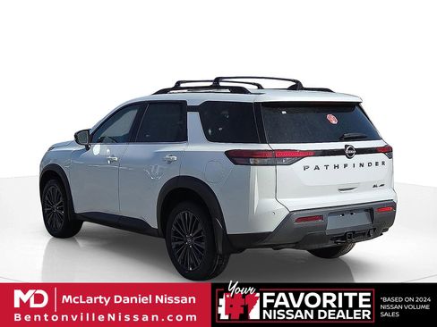 New 2026 Nissan Pathfinder SL AWD/4WD image 4