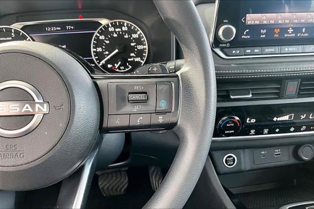 Certified 2023 Nissan Rogue SV FWD image 24