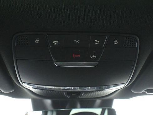Used 2022 Mercedes-Benz GLC 300 4MATIC image 21