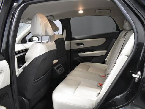 Certified 2023 Nissan Ariya AWD image 32