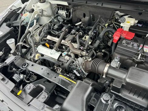 Used 2024 Nissan Kicks S FWD image 23