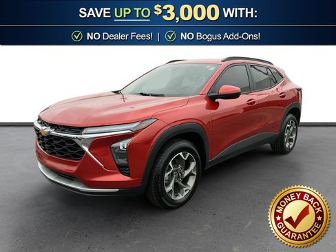 Used 2024 Chevrolet Trax LT w/ LT Convenience Package image 1