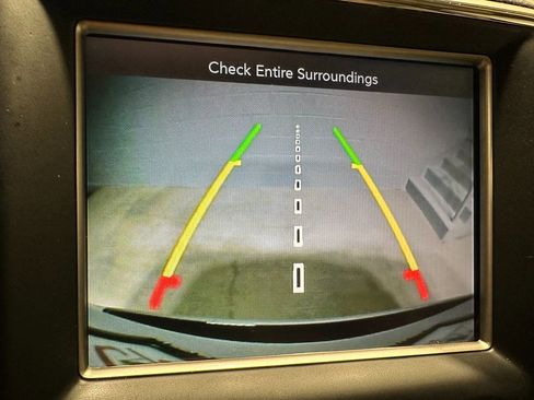 Used 2016 Jeep Grand Cherokee Limited image 45