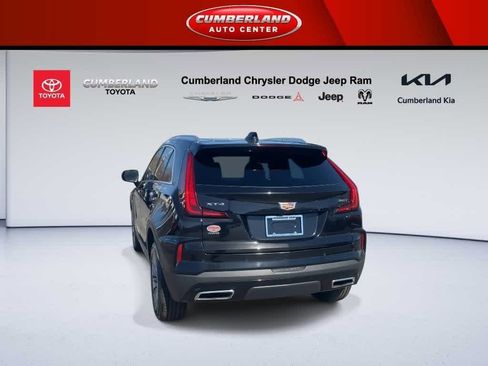 Used 2024 Cadillac XT4 Premium Luxury image 6