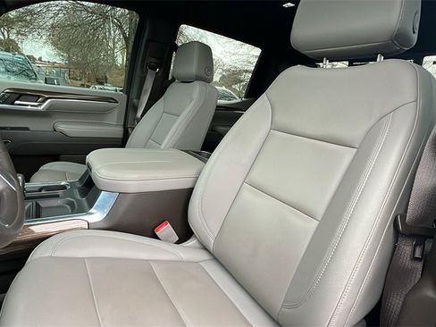 Used 2024 Chevrolet Silverado 1500 LT Trail Boss w/ Convenience Package II image 15