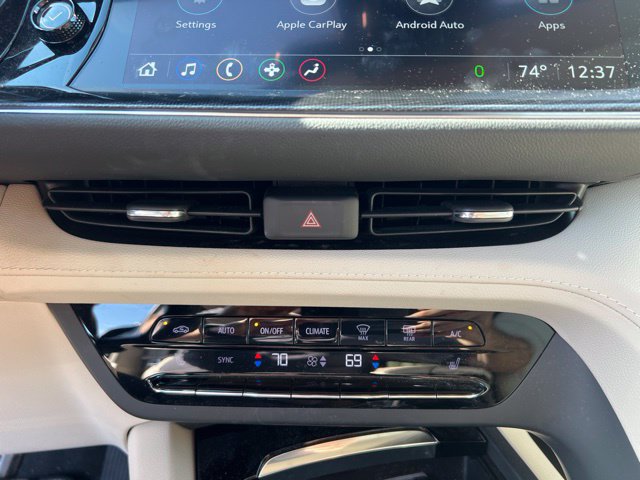 Used 2023 Buick Envision Essence AWD/4WD image 30