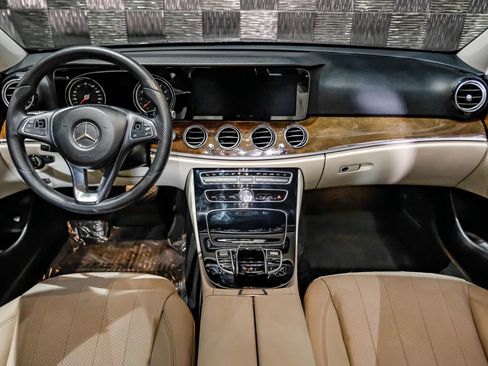 Used 2018 Mercedes-Benz E 300 image 15