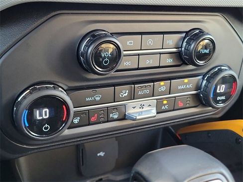 Certified 2023 Ford Bronco Badlands image 11