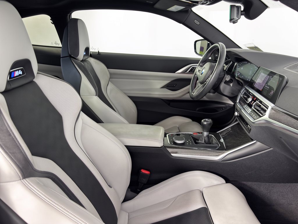 Used 2021 BMW M4 Coupe w/ Executive Package RWD image 30