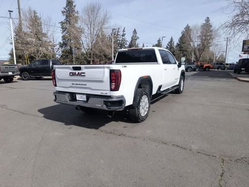 Used 2024 GMC Sierra 2500 SLE w/ SLE Value Package; image 6