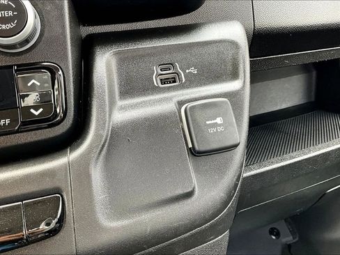 Used 2023 RAM ProMaster 2500 FWD image 14
