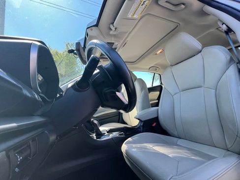 Used 2018 Subaru Impreza 2.0i Limited AWD/4WD image 16