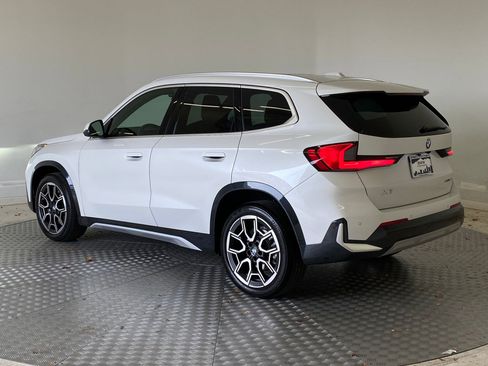 Used 2025 BMW X1 xDrive28i w/ Premium Package image 3