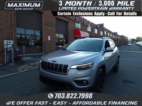 Used 2019 Jeep Cherokee Latitude Plus image 1
