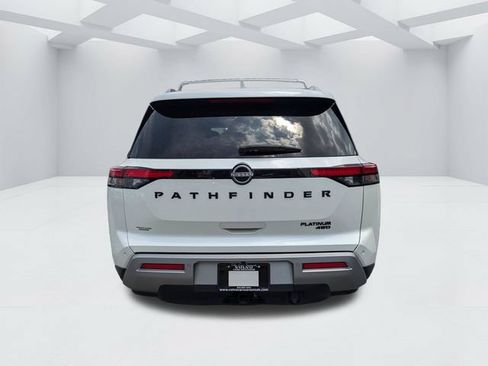 Used 2023 Nissan Pathfinder Platinum w/ Black Appearance Package AWD/4WD image 6