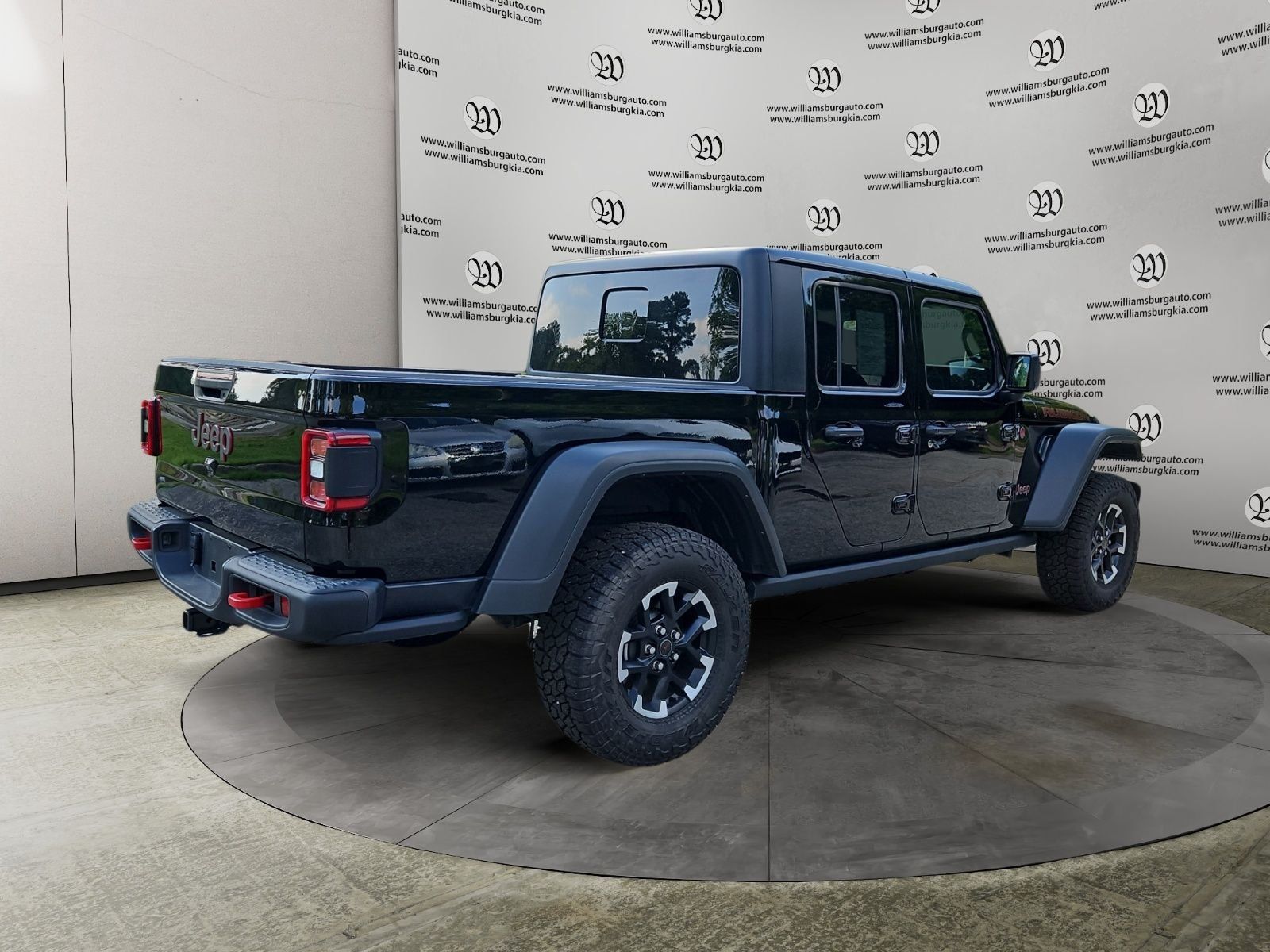 Used 2026 Jeep Gladiator Rubicon AWD/4WD image 5