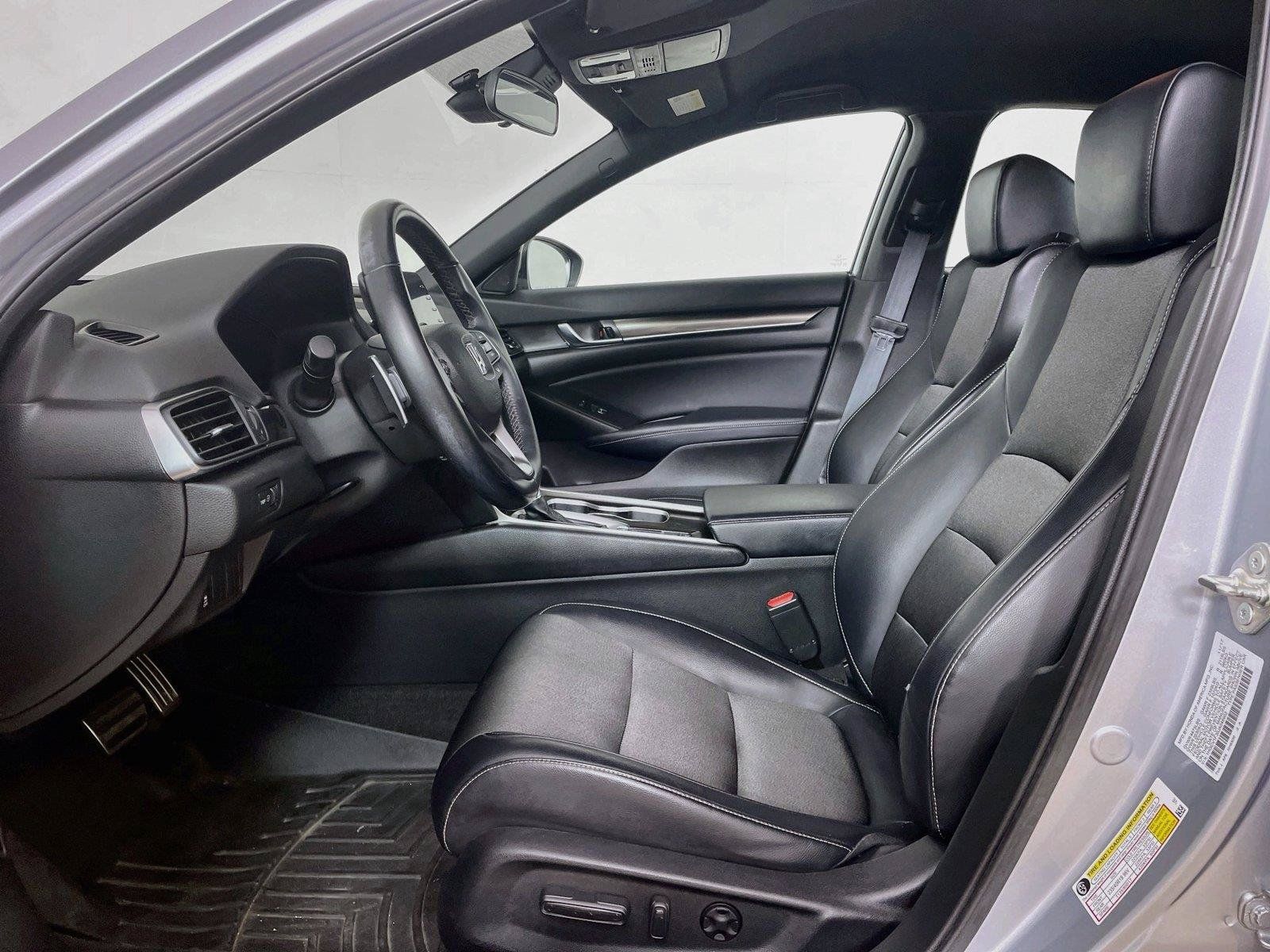 Used 2018 Honda Accord Sport image 5