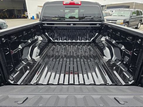 New 2025 Chevrolet Colorado Z71 image 16