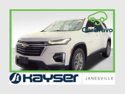 Used 2023 Chevrolet Traverse LT w/ Rear Camera Mirror Package