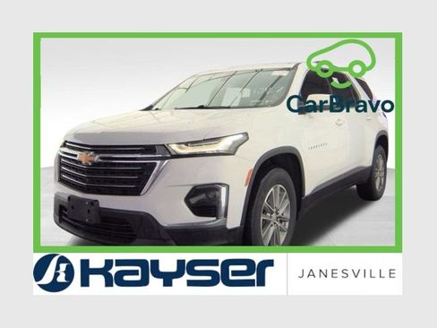 Used 2023 Chevrolet Traverse LT w/ Rear Camera Mirror Package AWD/4WD image 1
