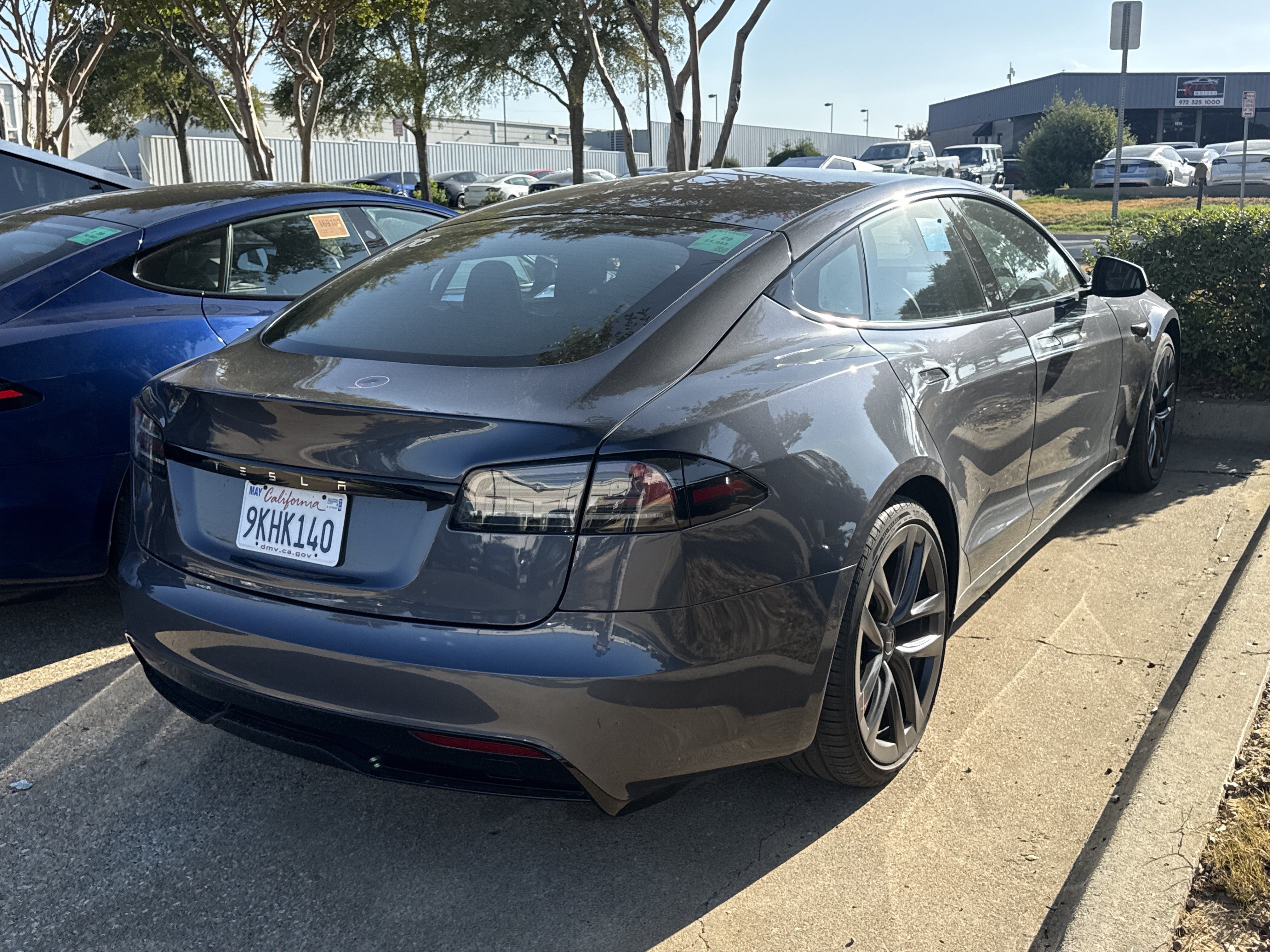 Used 2023 Tesla Model S Standard Range AWD/4WD image 3