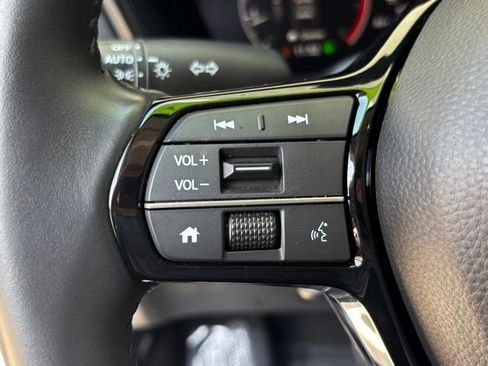 Used 2025 Honda CR-V EX-L image 20