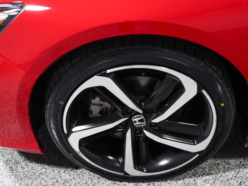 Used 2022 Honda Accord Sport image 11