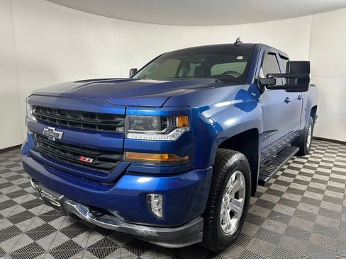 Used 2019 Chevrolet Silverado 1500 LT w/ All Star Edition image 4