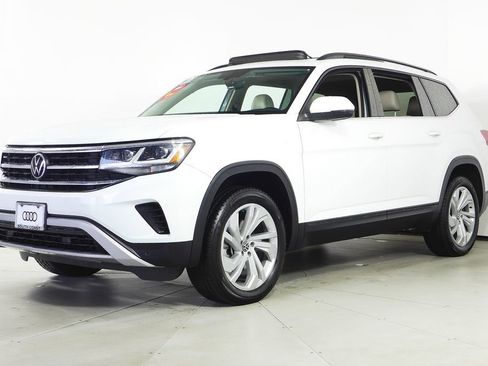 Used 2021 Volkswagen Atlas SE w/ Panoramic Sunroof Package image 2