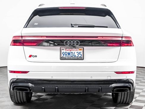 Certified 2025 Audi Q8 Prestige AWD/4WD image 9