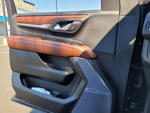 Used 2024 GMC Yukon Denali Ultimate image 24