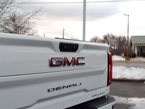 Used 2020 GMC Sierra 3500 Denali w/ Denali Ultimate Package image 22